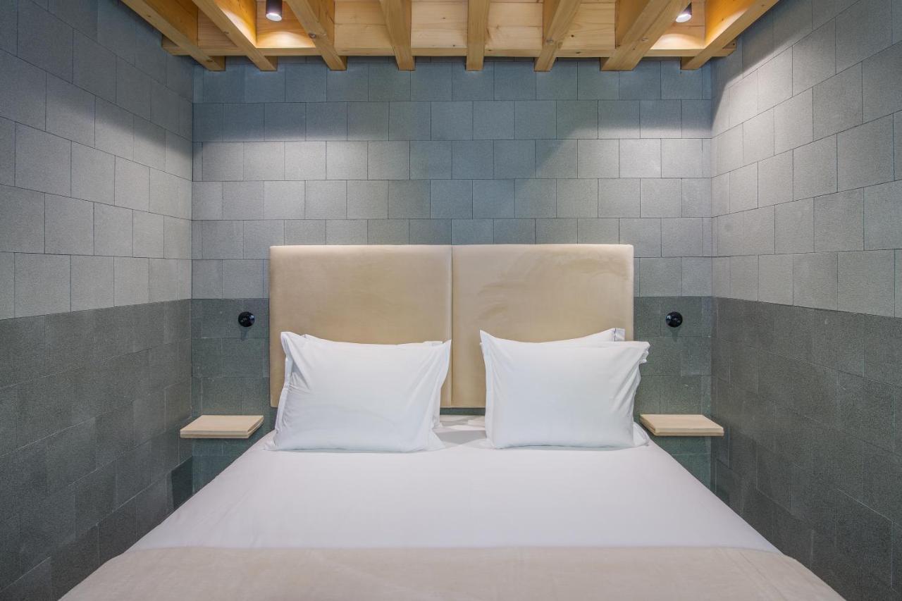 62 Design House Ii *